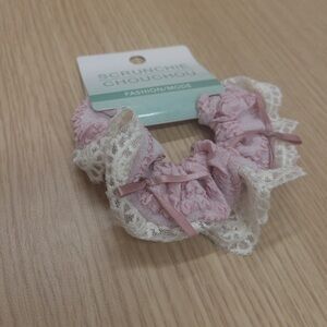 Dusty Rose Lace Coquette Scrunchie w/ Bow – Vintage Inspired